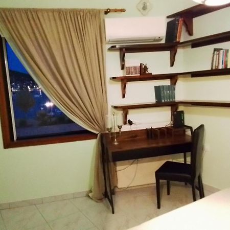 Liberty Porosview Apartement Galatás 外观 照片